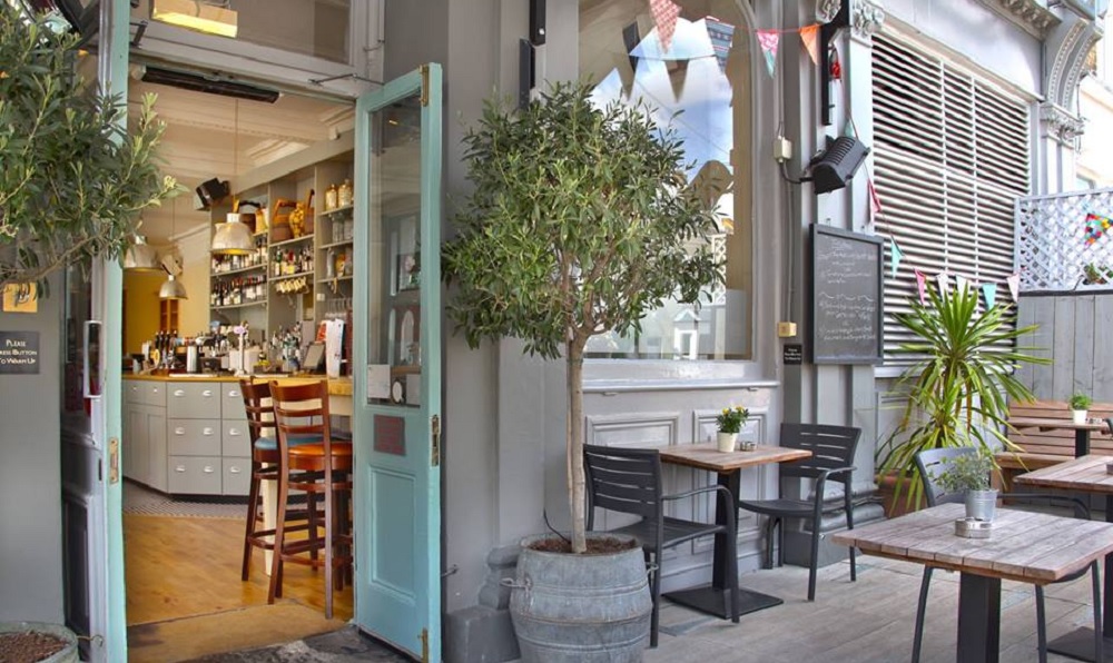 top 10 Wandsworth restaurants East Hill pub